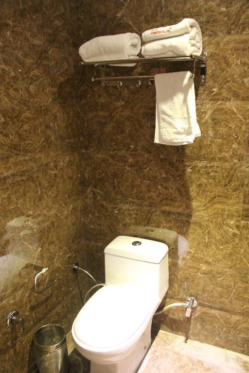 科依诺尔宫酒店 卢迪亚纳 外观 照片